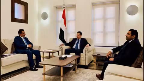 توجيهات حكومية عاجلة بمعالجة أزمة الكهرباء عدن وحضرموت وأبين ولحج