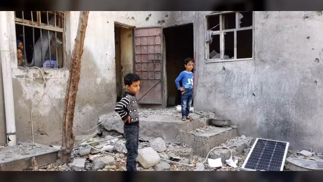 لجنة التحقيق في الانتهاكات تكمل نزولاً في تعز: 25 قتيلاً وجريحاً مدنياً