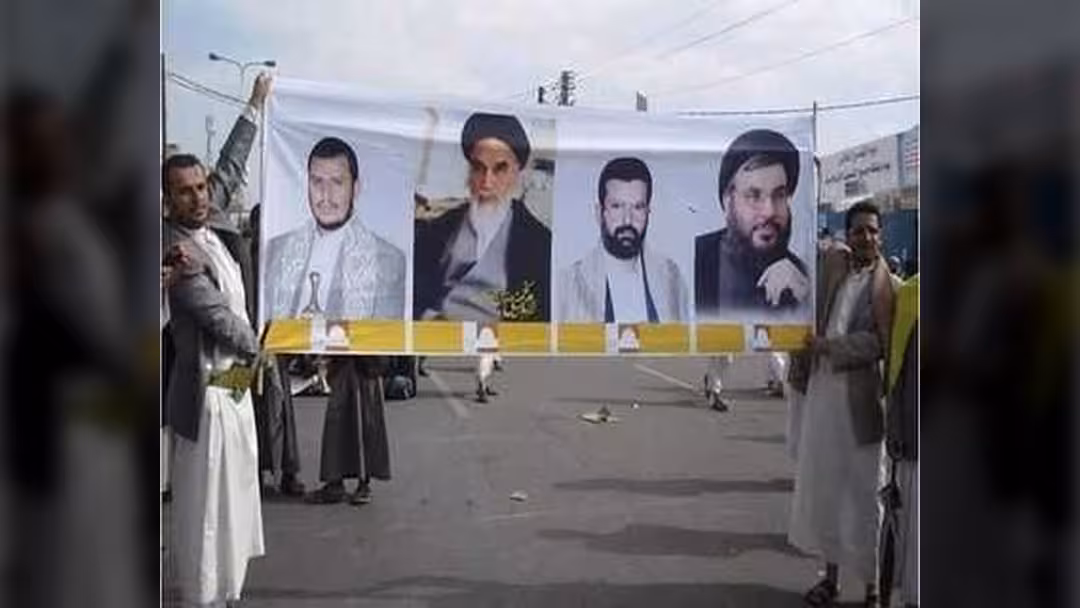 الخميني وما فعله بفكرة الشيعة الإثناعشرية!