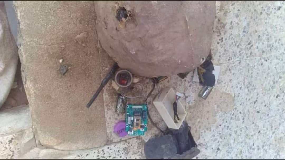 القوات المشتركة تنزع 3 عبوات ناسفة من مخلفات الحوثيين غرب تعز