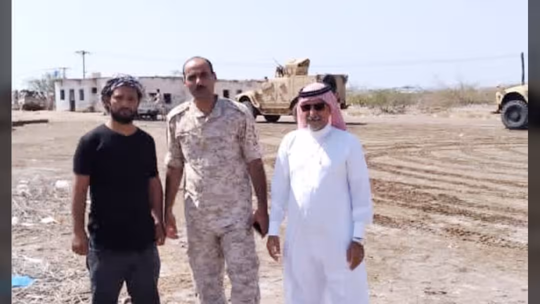 السفير السعودي: يداً بيد مع ضباط وقيادات الشرعية والانتقالي لتنفيذ الاتفاق