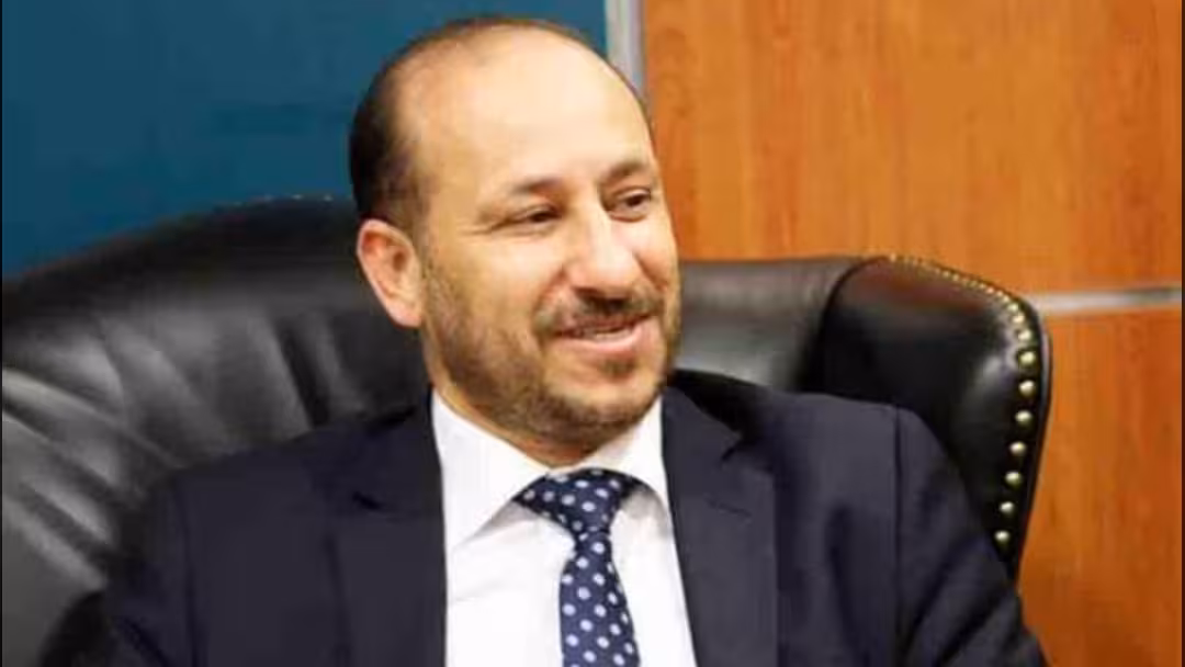 العوج يكشف عن ملامح خطة لتحرير الاتصالات اليمنية من الحوثيين