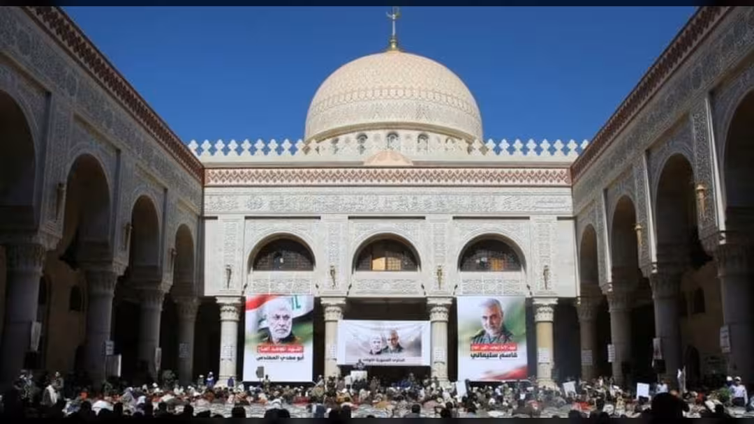 طارق صالح حول حفل الحوثي في جامع الصالح: سيلحقون سليماني