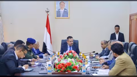 ثقة بتجاوب السعودية.. أول تصريح للحكومة اليمنية حول أوضاع المغتربين