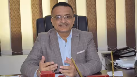 رئيس الوحدة التنفيذية يكشف تفاصيل بشأن أوضاع النازحين في مأرب