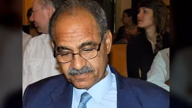 مركز نشوان يعزي برحيل عالم الآثار عبده عثمان غالب