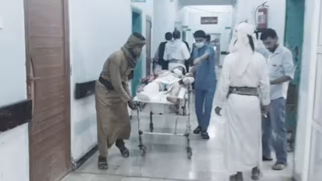مأرب: الحكومة تدين قصف الحوثي بصاروخ باليستي خلف ضحايا مدنيين