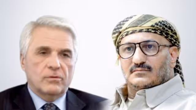 طارق صالح يناقس المستجدات مع سفير روسيا لدى اليمن