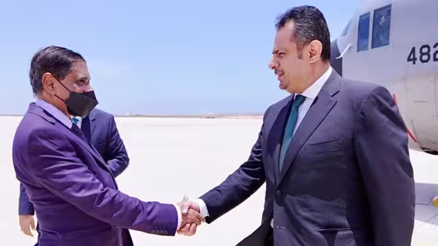معين عبدالملك في المكلا: عازمون على القيام بواجباتنا رغم التحديات
