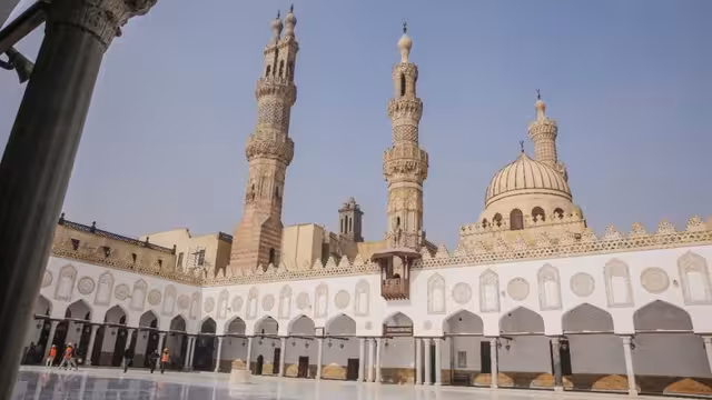 الأزهر يدين منع الحوثيين إقامة صلاة التراويح ببعض مساجد اليمن