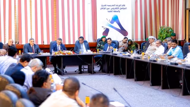 محافظ عدن يشدد على إنجاح الحملة الأمنية لمنع السلاح غير المرخص