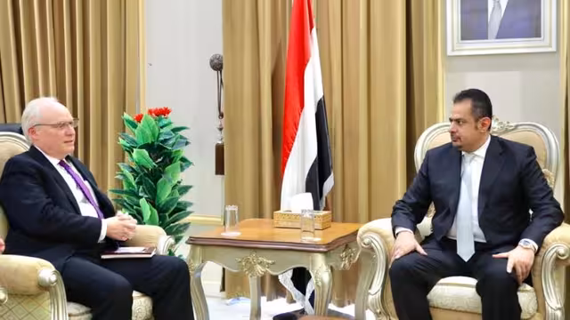 معين عبدالملك: العقوبات الأمريكية ضد كيانات تمول الحوثيين تطور مهم