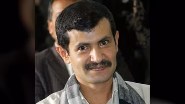بن معوضة محمد.. قردعي هذا الزمان