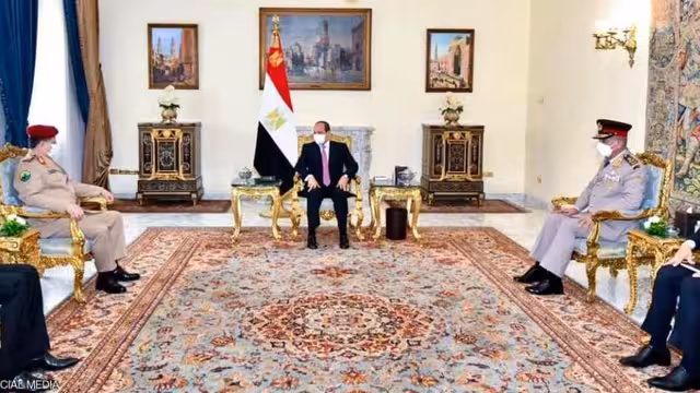 السيسي يستقبل المقدشي: مصر تدعم حلاً يلبي طموحات اليمنيين