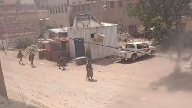 مأرب: الحوثيون يسيطرون بمركز حريب ويتكبدون خسائر في صرواح