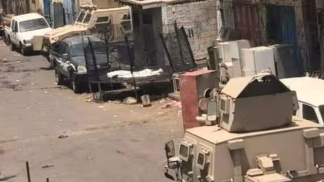 عدن: 6 قتلى وعشرات الجرحى باشتباكات كريتر بين الأمن والنوبي