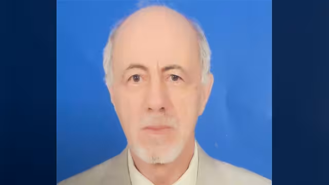 السفير أحمد حسن