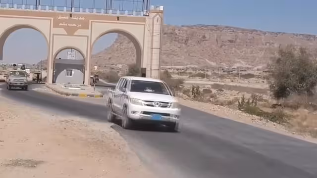 قوات العمالقة تستكمل تحرير مديريات شبوة وحريب وتبدأ إعادة تموضع