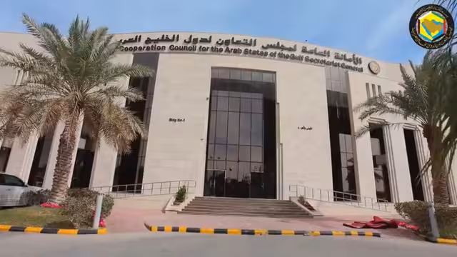 الحكومة اليمنية: جهود الخليجي بتنظيم مشاورات يمنية امتداد مواقف ثابتة