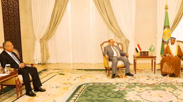 تحضيرات المشاورات اليمنية في الرياض: البركاني وبن دغر يلتقيان الحجرف وآل جابر