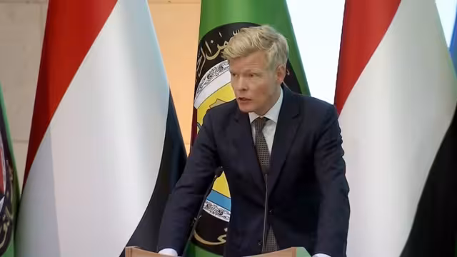 بيان المبعوث الأممي يعلن هدنة شهرين في اليمن
