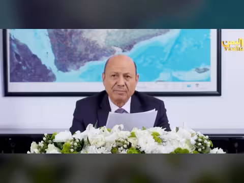 العليمي في العيد الـ33 لإعادة توحيد اليمن: معركة مصيرية ومعالجات قادمة
