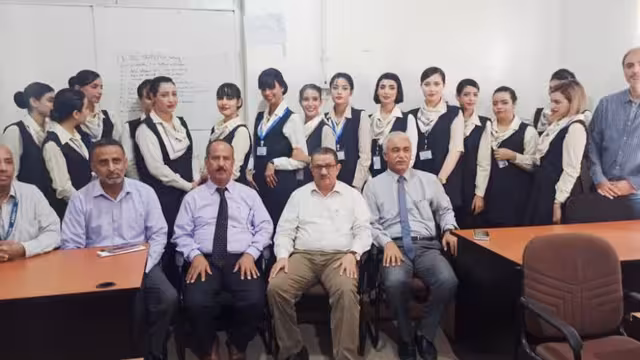 اختتام دورة تدريبية لمضيفات الخطوط اليمنية في عدن