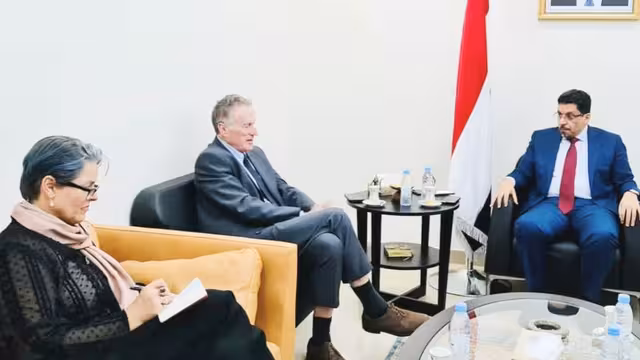 بن مبارك يناقش مع أونمها الحديدة إمكانية عودة الفريق الحكومي