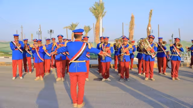 فيديو - عرض الفرقة الموسيقية العسكرية في مأرب