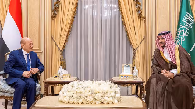 خالد بن سلمان: هذا ما بحثت مع الرئيس اليمني العليمي