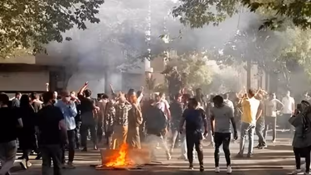 انتفاضة إيران نجاح ميداني وسياسي