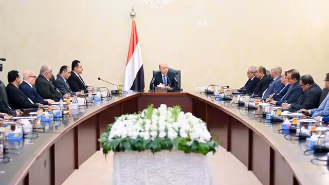 المشهد السياسي في اليمن - تحديات الواقع وضرورة انجاز التحول