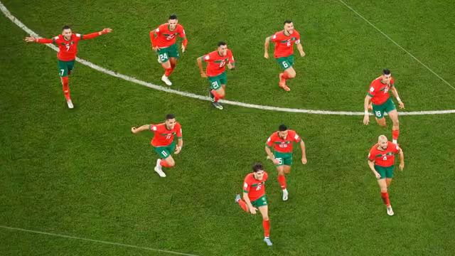 أسود الأطلس يكتبون التاريخ - صور تاريخية لمنتخب المغرب