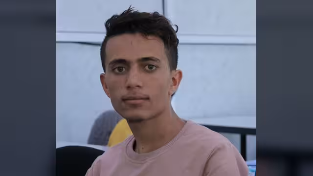 رغيفة تأكل نفسها!