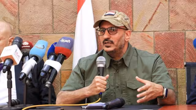 طارق وتعز!