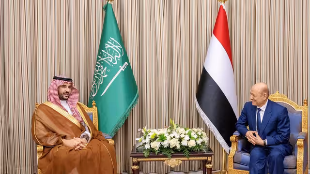 هذا ما قاله خالد بن سلمان عن لقاء رئيس وأعضاء المجلس الرئاسي اليمني