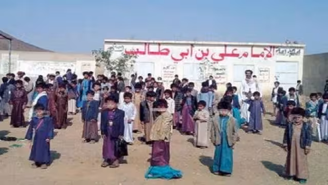 الأوقاف اليمنية تطلق تحذيراً من مراكز الحوثيين الصيفية: حملات إكراه