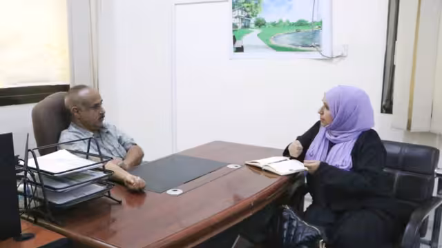عدن: لقاء يناقش تسهيل رصد الانتهاكات في مخيمات النازحين