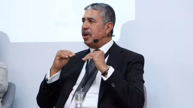 خالد بحاح سفيراً لليمن في مصر بقرار جمهوري.. دلالة التعيين؟