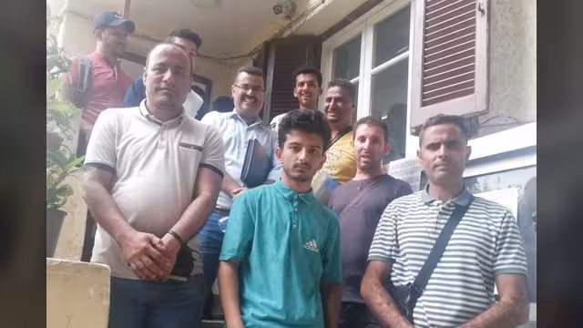 الطلاب اليمنيين في مصر يستأنفون الاحتجاجات للمطالبة بمستحقاتهم