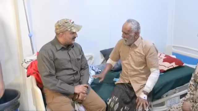 طارق صالح يطمئن على اللواء لبوزة ويحذر من أي سلام ملغوم