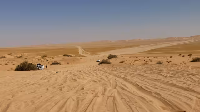 صنعاء الجوف العبر: السفر براً عبر طريق الخوف