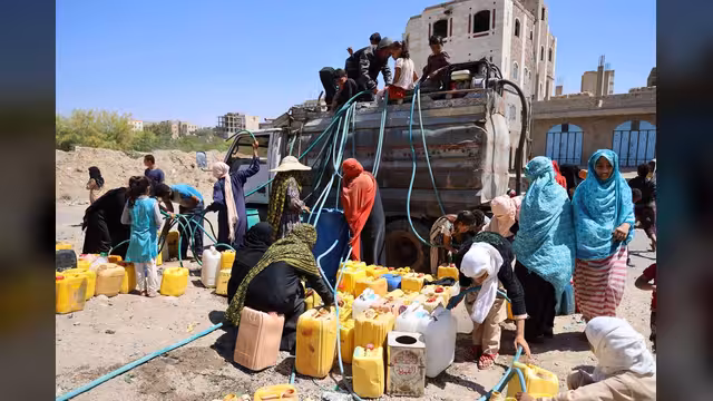منظمة دولية: الحوثيون يحاصرون تعز بينما ينتقدون الحصار الإسرائيلي لغزة