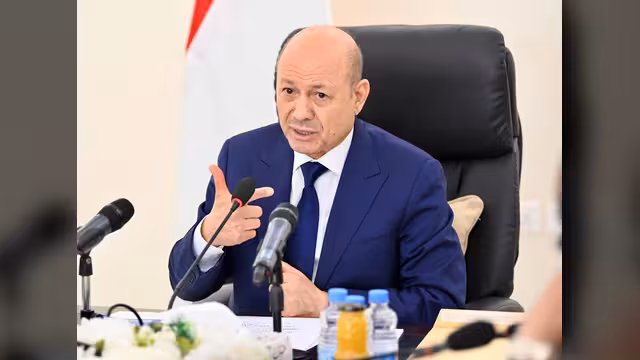العليمي في ذكرى تحرير عدن: نعمل لتكون في مكانتها المستحقة