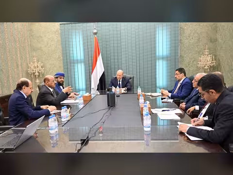 مجلس القيادة اليمني يناقش الوضع الاقتصادي ومستجدات الأحداث الإقليمية