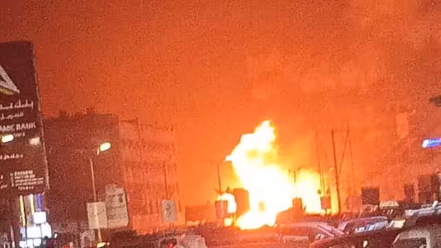 عدن: ضحايا ومصابون في حريق بمحطة لتعبئة الغاز في المنصورة