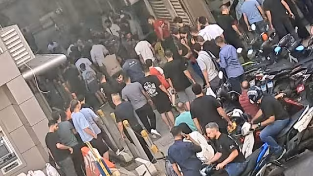 ضربة لحزب الله.. تفجير أجهزة الاتصالات بأيدي عناصره عن بعد (فيديو)