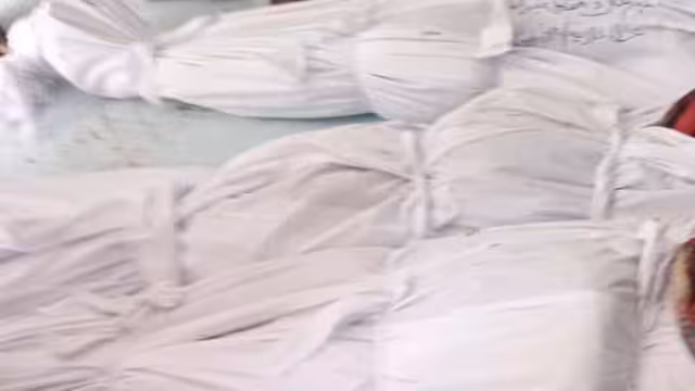 تعز: 14 مدنياً بين قتيل وجريح ضحايا جريمة قصف حوثي بطائرة مسيرة