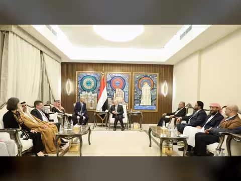 المجلس الرئاسي اليمني لمجموعة السفراء: شراكة قوية لأهداف مشتركة