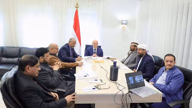 مستجدات اليمن وإحاطات موجزة على طاولة اجتماع المجلس الرئاسي